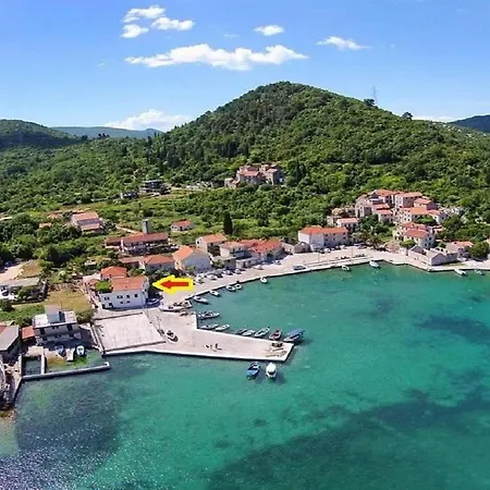 By The Sea Tatil Evi *