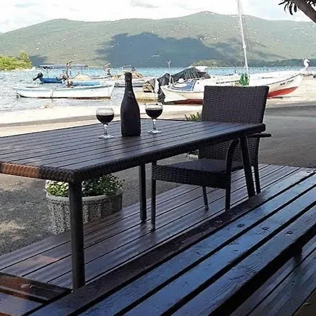 By The Sea Tatil Evi *