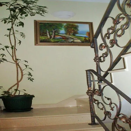 By The Sea Tatil Evi Ston